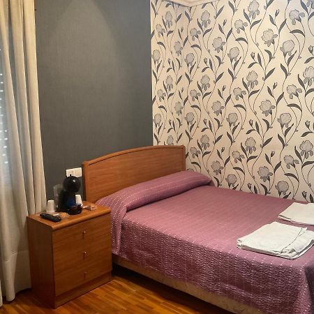 Pension La Chalana Пола де Лавиана Екстериор снимка